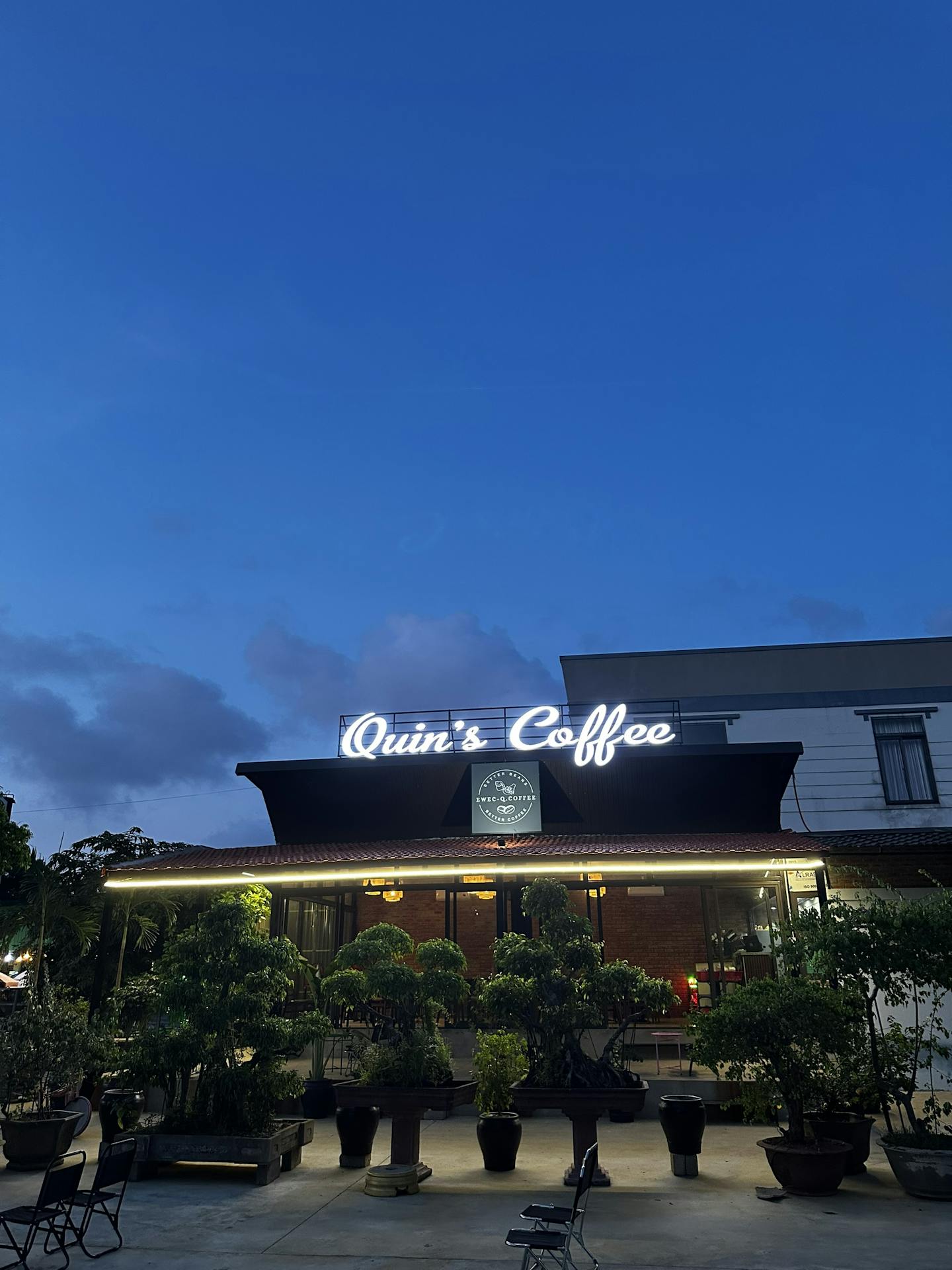 Space of Quin's Coffee 2