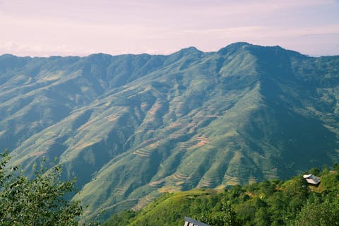 Discover the Best Coffee Spots with Stunning Mountain Views in Ta Xua, Son La, Vietnam