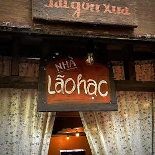 Lão Hạc Coffee shop