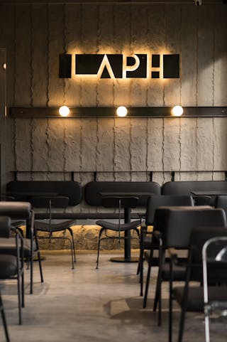Không gian của quán Laph coffee