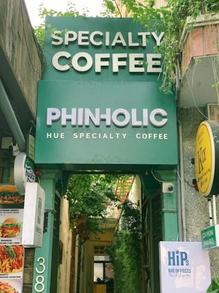 Phinholic Hand-Brew coffee shop